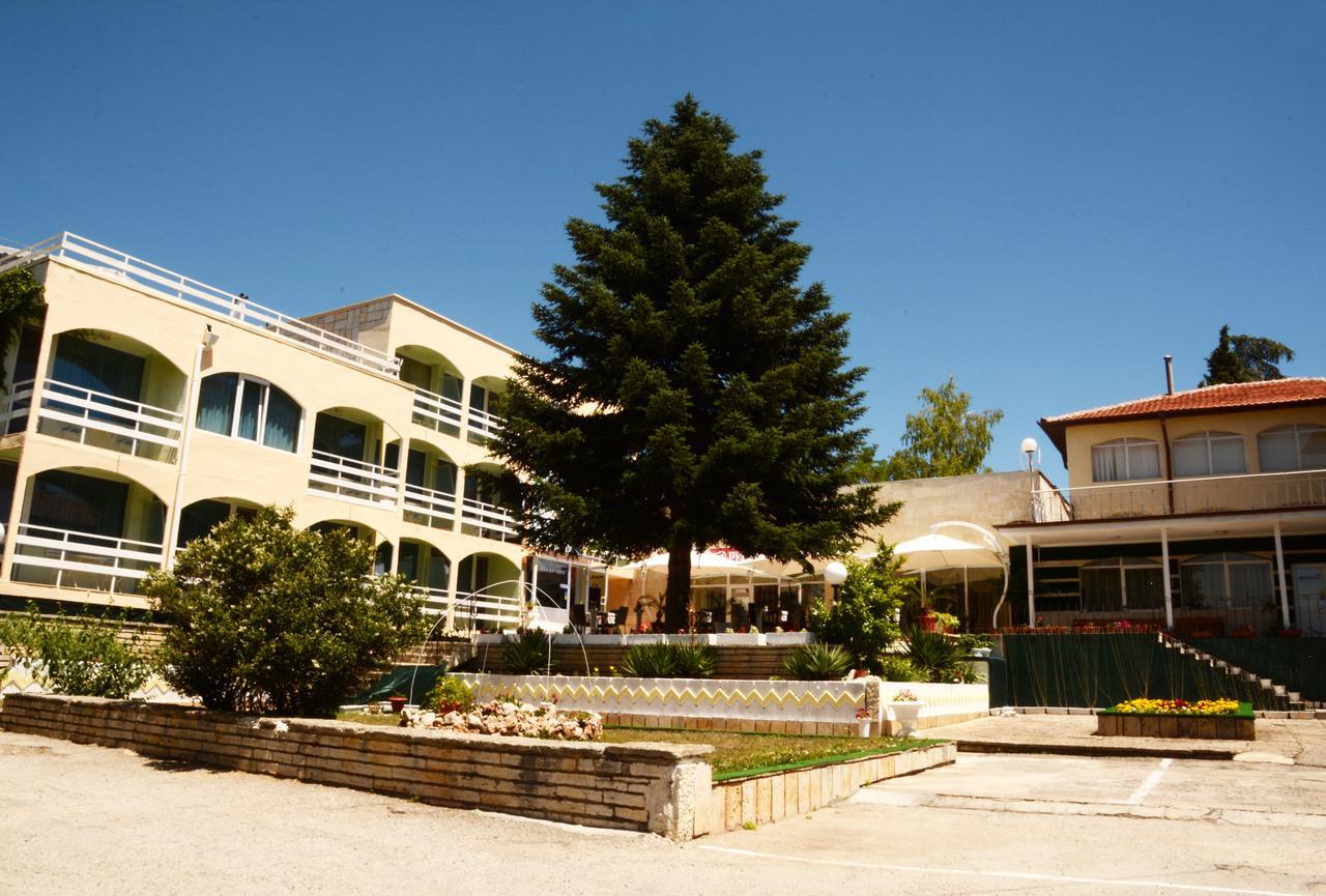 Hotel Diamond Balčik Exteriér fotografie